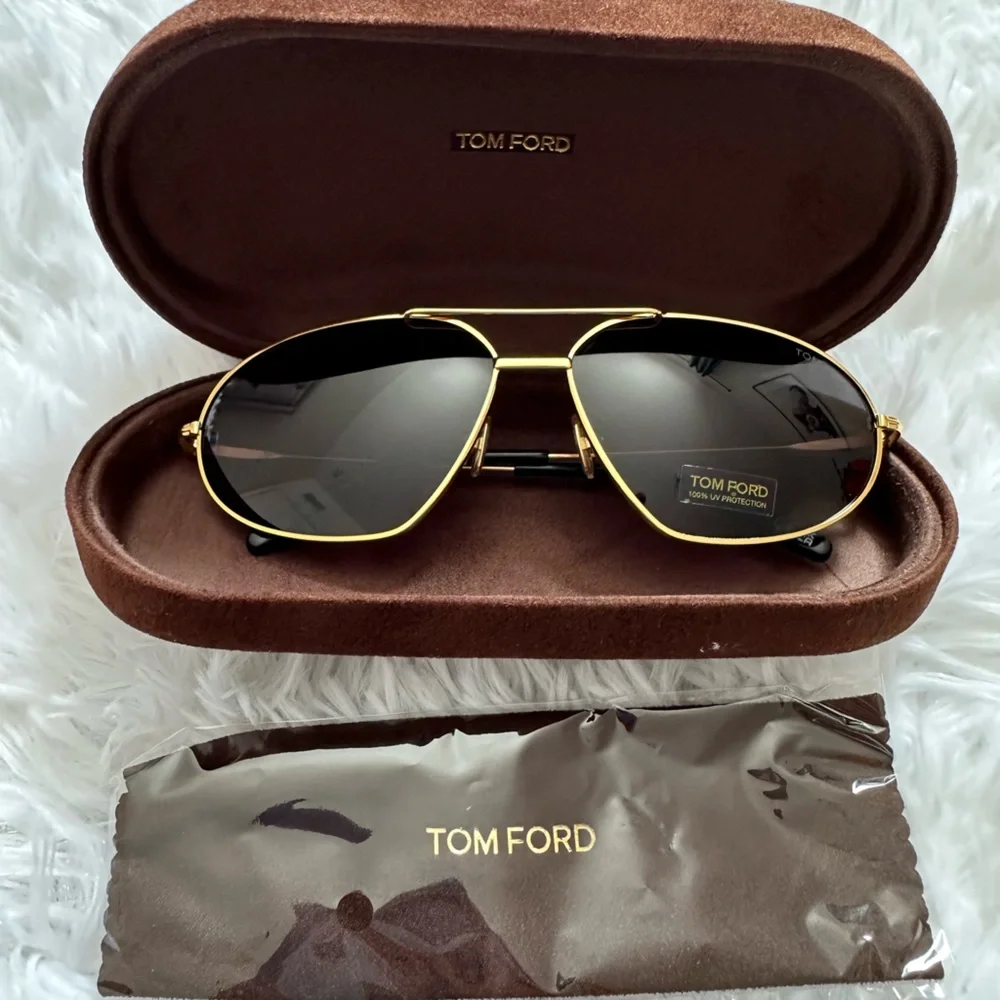 NEW! TOM FORD SUNGLASSES